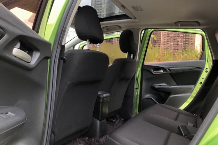 Used Honda Fit 2018 1.5L CVT Comfort Sunroof Version Interior 3