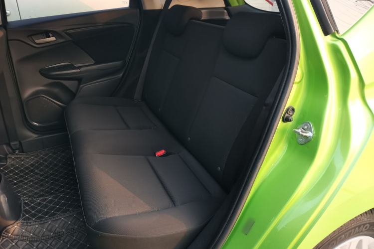 Used Honda Fit 2018 1.5L CVT Comfort Sunroof Version Interior 4