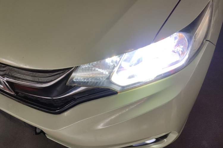 Used Honda Fit 2018 1.5L CVT Comfort Sunroof Version Left Front Headlight