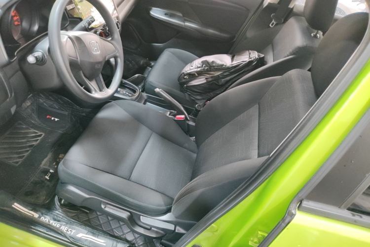 Used Honda Fit 2018 1.5L CVT Comfort Sunroof Version Left Front Seat
