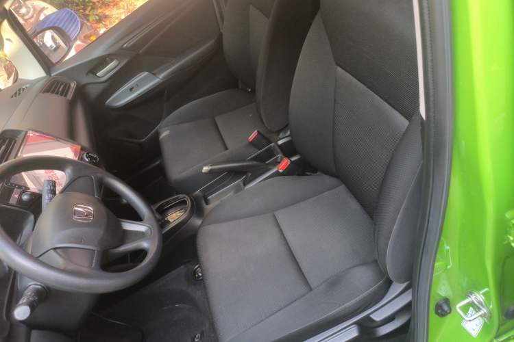 Used Honda Fit 2018 1.5L CVT Comfort Sunroof Version Left Front Seat