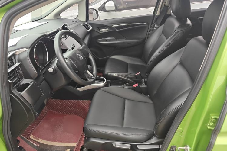 Used Honda Fit 2018 1.5L CVT Trendy Sports Edition Left Front Seat