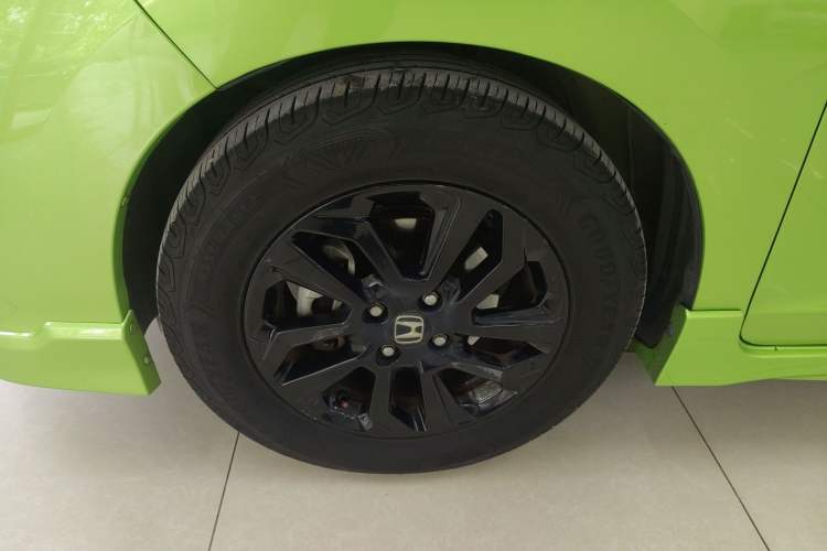 Used Honda Fit 2018 1.5L CVT Trendy Run+ Edition Left Front Wheel Hub