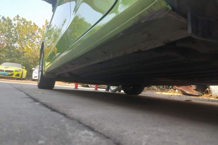 Used Honda Fit 2018 1.5L CVT Comfort Sunroof Version Left Side Sill