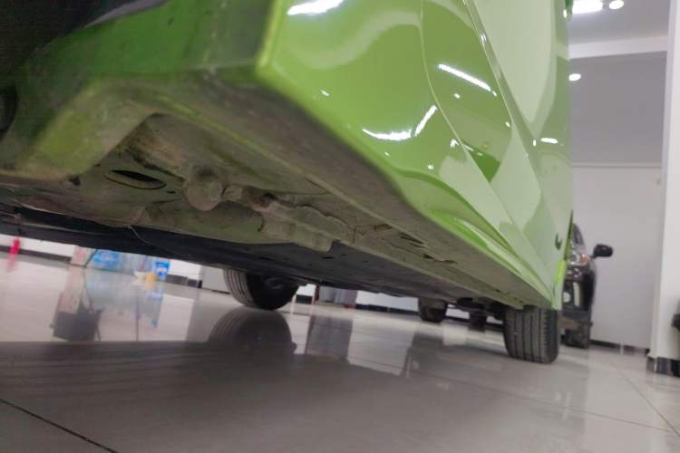 Used Honda Fit 2018 1.5L CVT Trendy Run+ Edition Left Side Sill