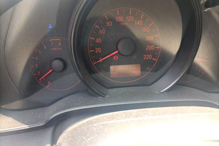 Used Honda Fit 2018 1.5L CVT Comfort Version Odometer Close Up