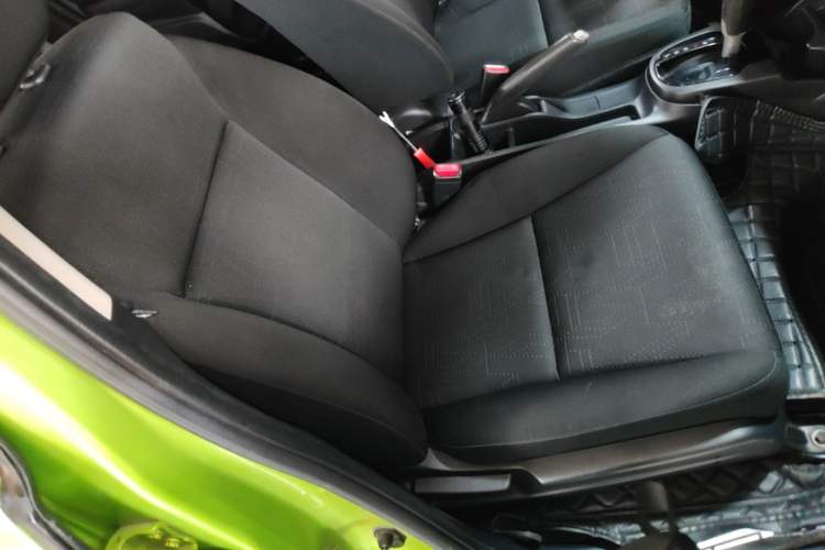 Used Honda Fit 2018 1.5L CVT Comfort Sunroof Version Right Front Seat