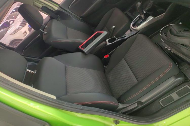 Used Honda Fit 2018 1.5L CVT Trendy Run+ Edition Right Front Seat