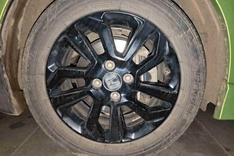 Used Honda Fit 2018 1.5L CVT Trendy Sports Edition Right Front Wheel Hub