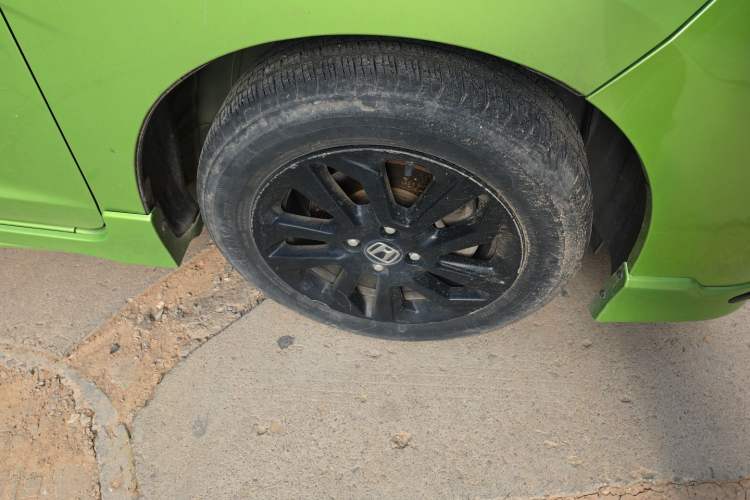 Used Honda Fit 2018 1.5L CVT Trendy Run+ Edition Right Front Wheel Hub