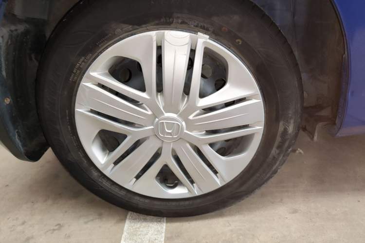 Used Honda Fit 2018 1.5L CVT Comfort Version Right Rear Wheel Hub