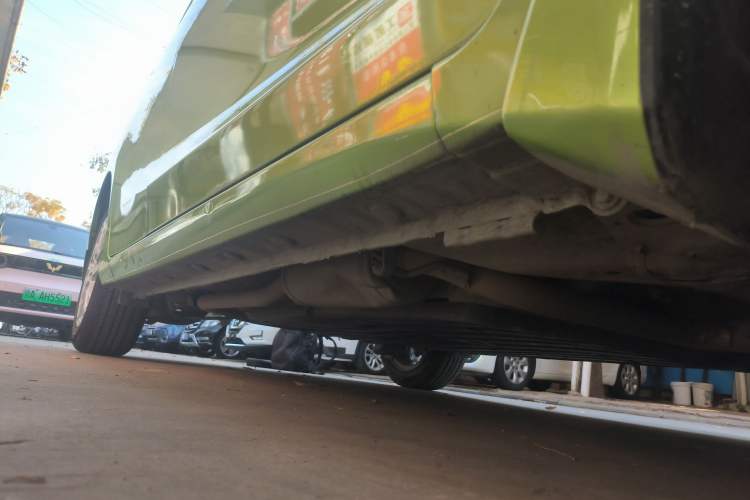 Used Honda Fit 2018 1.5L CVT Comfort Sunroof Version Right Side Sill