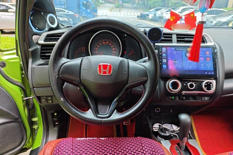 Used Honda Fit 2018 1.5L CVT Trendy Sports Edition Steering Wheel