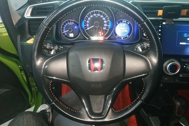Used Honda Fit 2018 1.5L CVT Trendy Run+ Edition Steering Wheel