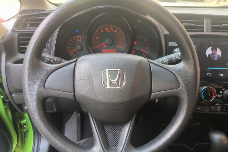 Used Honda Fit 2018 1.5L CVT Comfort Sunroof Version Steering Wheel