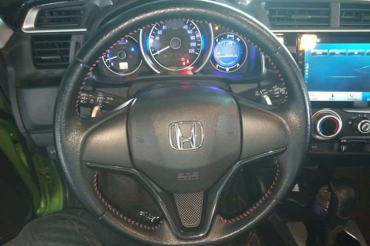 Used Honda Fit 2018 1.5L CVT Trendy Run+ Edition Steering Wheel