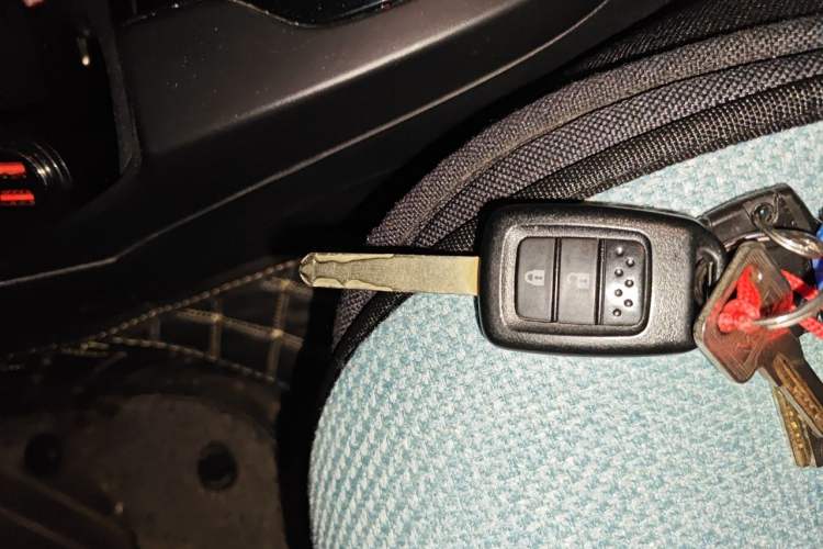 Used Honda Fit 2018 1.5L CVT Comfort Sunroof Version Vehicle Key