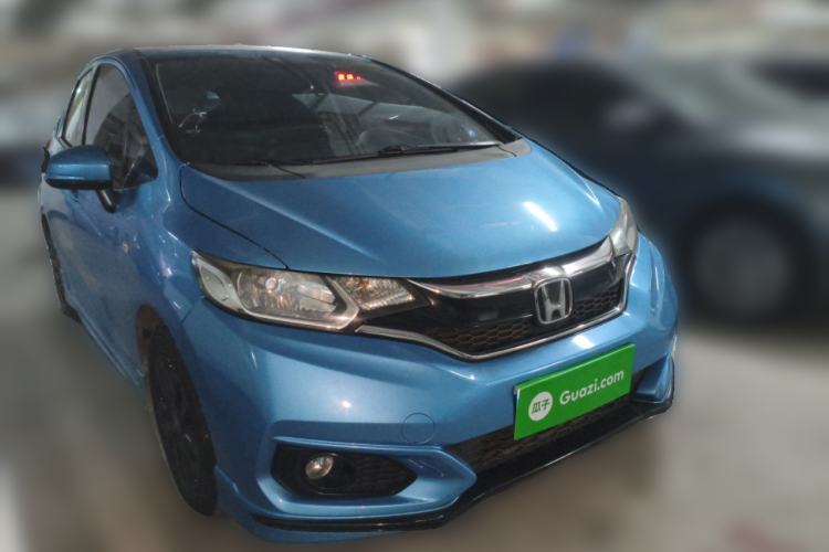 Used Honda Fit 2018 1.5L CVT Trendy Sports Edition Front Right 45 Deg