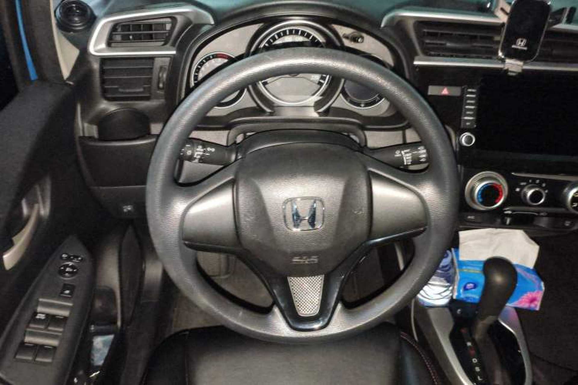 Used Honda Fit 2018 1.5L CVT Trendy Sports Edition Steering Wheel