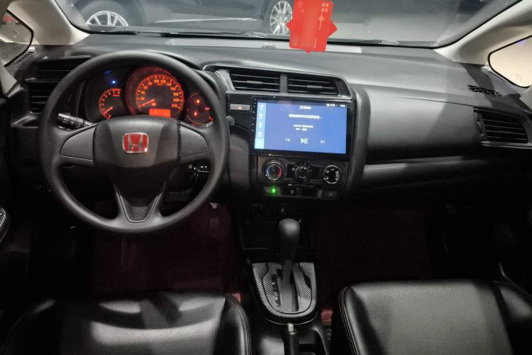 Used Honda Fit 2018 1.5L CVT Comfort Version Center Console