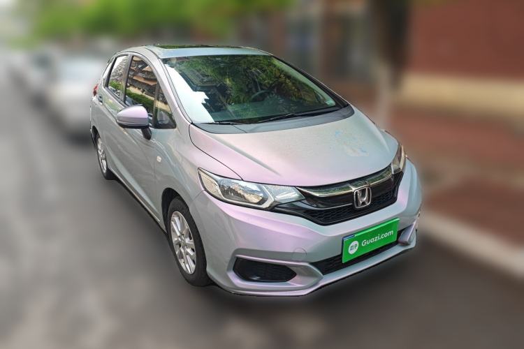 Used Honda Fit 2018 1.5L CVT Comfort Sunroof Version Exterior 2