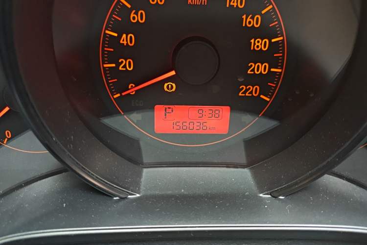 Used Honda Fit 2018 1.5L CVT Comfort Sunroof Version Odometer Close Up