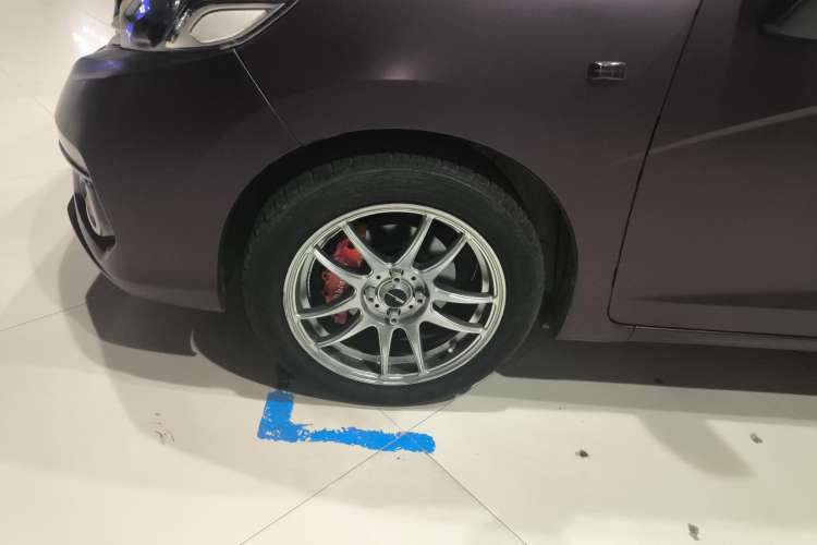 Used Honda Fit 2018 1.5L CVT Comfort Version Right Front Wheel Hub