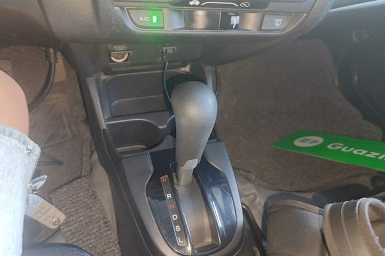 Used Honda Fit 2018 1.5L CVT Comfort Sunroof Version Audio And AC Panel
