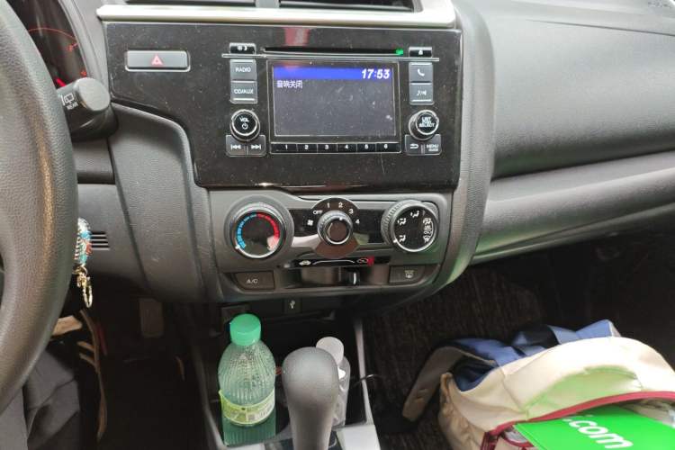 Used Honda Fit 2018 1.5L CVT Comfort Sunroof Version Audio And AC Panel