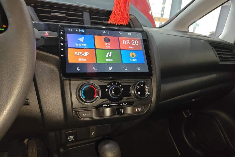 Used Honda Fit 2018 1.5L CVT Comfort Sunroof Version Audio And AC Panel