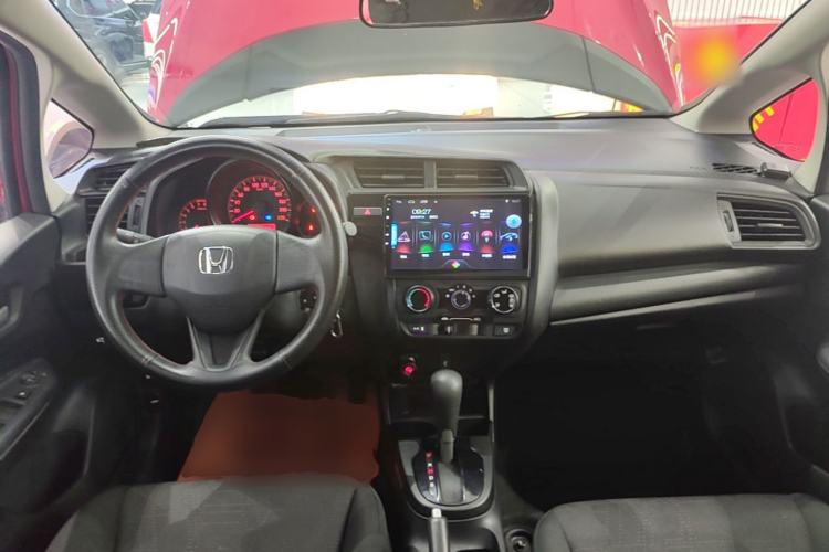 Used Honda Fit 2018 1.5L CVT Comfort Sunroof Version Center Console