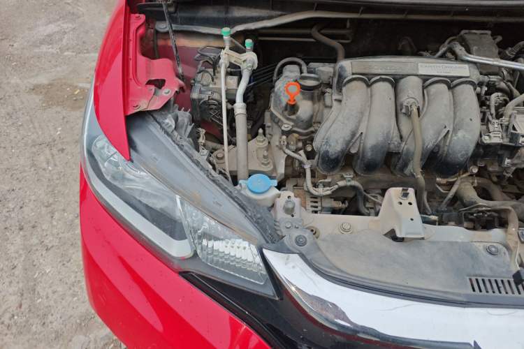 Used Honda Fit 2018 1.5L CVT Comfort Sunroof Version Engine Bay Right
