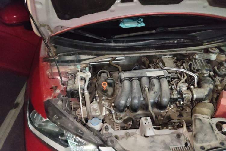 Used Honda Fit 2018 1.5L CVT Comfort Sunroof Version Engine Bay Right