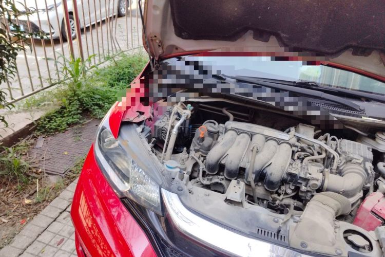 Used Honda Fit 2018 1.5L CVT Comfort Sunroof Version Engine Bay Right