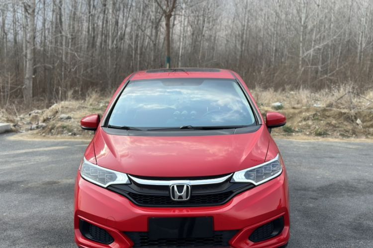 Used Honda Fit 2018 1.5L CVT Comfort Sunroof Version Exterior 1