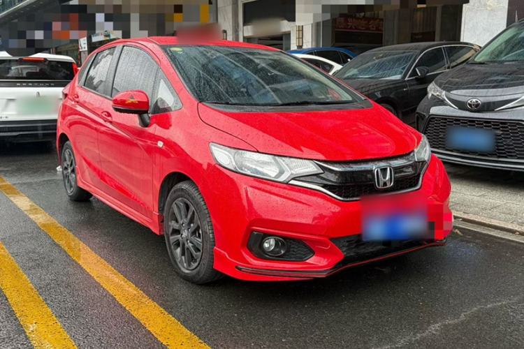 Used Honda Fit 2018 1.5L CVT Trendy Sports Edition Exterior 2