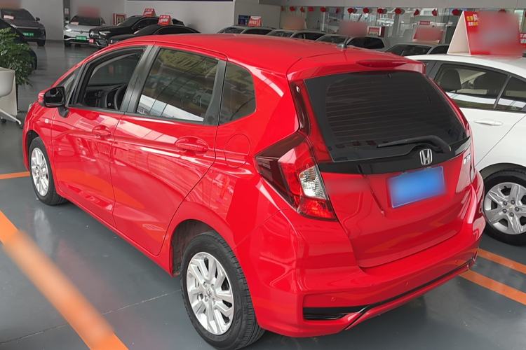 Used Honda Fit 2018 1.5L CVT Comfort Sunroof Version Exterior 5