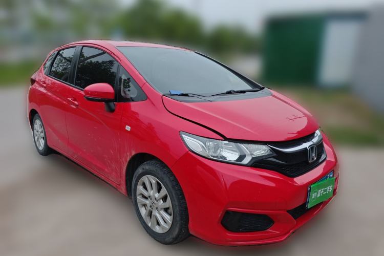 Used Honda Fit 2018 1.5L CVT Comfort Sunroof Version Front Right 45 Deg
