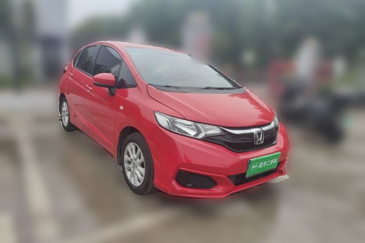 Used Honda Fit 2018 1.5L CVT Comfort Sunroof Version Front Right 45 Deg
