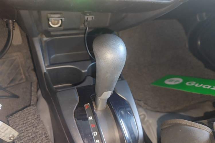 Used Honda Fit 2018 1.5L CVT Comfort Sunroof Version Gear Lever