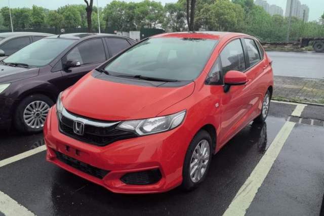 Used Honda Fit 2018 1.5L CVT Comfort Sunroof Version