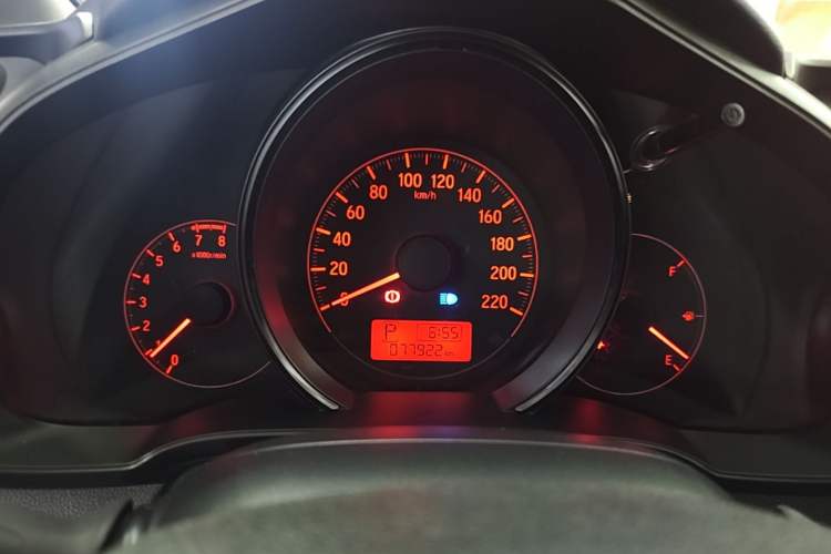 Used Honda Fit 2018 1.5L CVT Comfort Sunroof Version Instrument Cluster