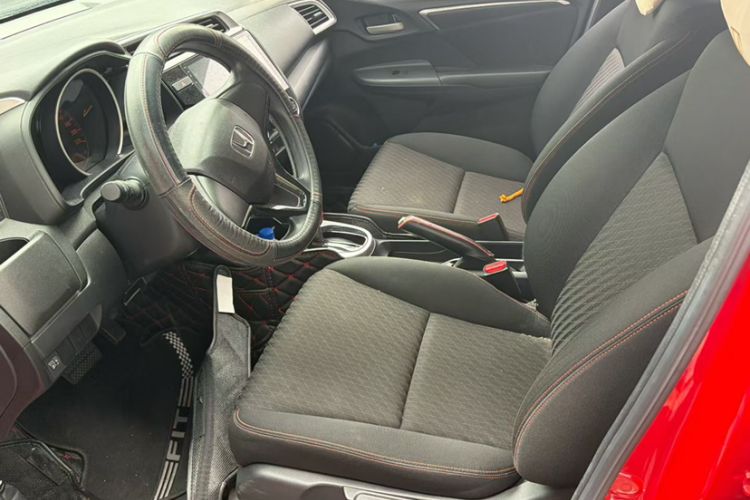 Used Honda Fit 2018 1.5L CVT Trendy Sports Edition Interior 2