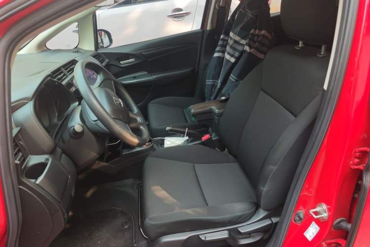 Used Honda Fit 2018 1.5L CVT Comfort Sunroof Version Left Front Seat