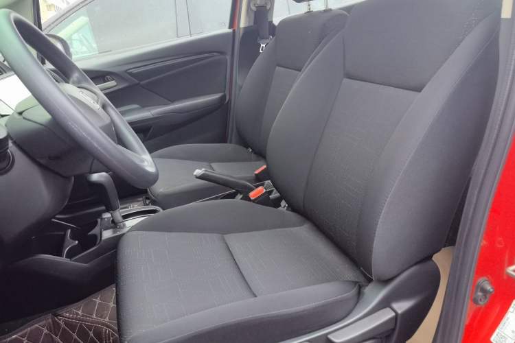 Used Honda Fit 2018 1.5L CVT Comfort Sunroof Version Left Front Seat