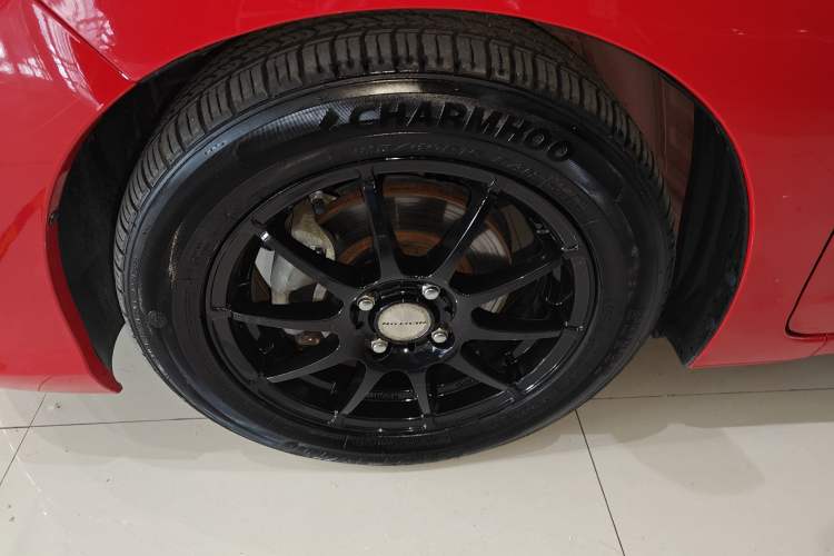 Used Honda Fit 2018 1.5L CVT Comfort Sunroof Version Left Front Wheel Hub