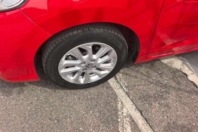 Used Honda Fit 2018 1.5L CVT Comfort Sunroof Version Left Front Wheel Hub
