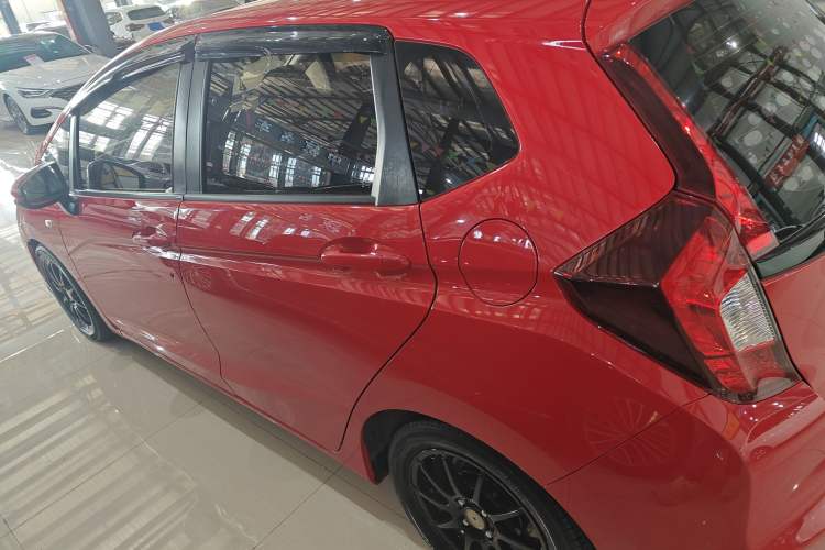 Used Honda Fit 2018 1.5L CVT Comfort Sunroof Version Left Side