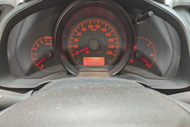 Used Honda Fit 2018 1.5L CVT Comfort Sunroof Version Odometer Close Up