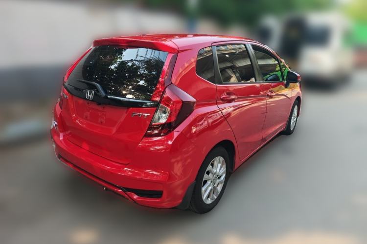 Used Honda Fit 2018 1.5L CVT Comfort Sunroof Version Rear Right 45 Deg